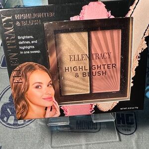 Ellen Tracy Highlighter & Blush Palette - Gold and Pink Shades
